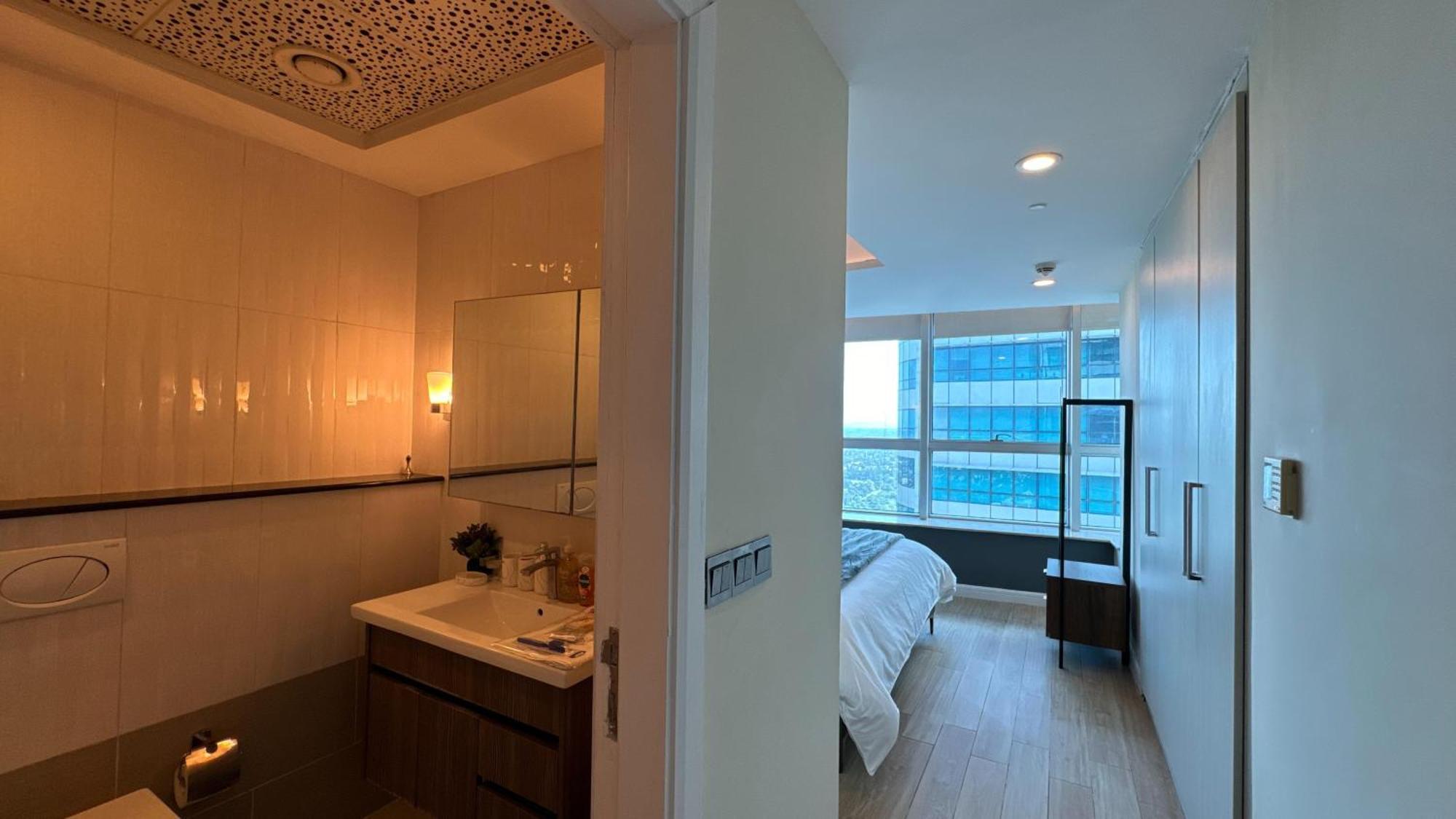 Centaurus Apartment City View Three Beds Исламабад Экстерьер фото